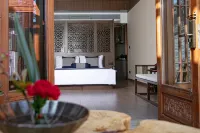 Xichang Qianxun Tangji SCHOLARS Hotel - Balkoner