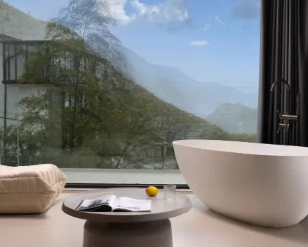 JANE Hot Spring Hotel (Anji Yunshang Grassland Panda Tribe Adventure Park Branch) Hotels in Anji