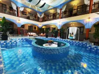 Fanfang Wu Homestay (Hanbin Park) - Yüzme Havuzu