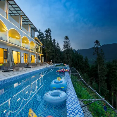 Wawushan Linghu Yunshu Hotel Hotels near Wawu Mountain Giant Panda National Park Museum