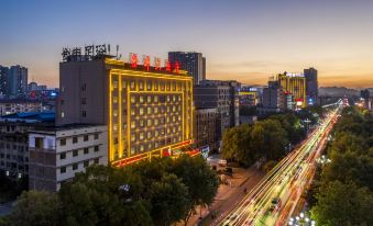 Jinfeng Hotel (Louxing Square Spring Garden Pedestrian Street Store)