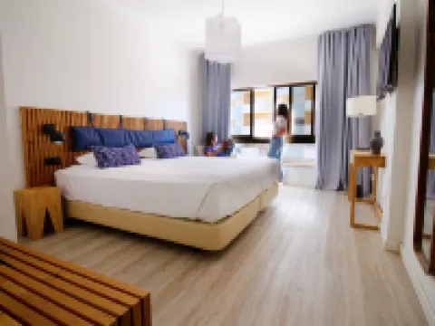 WOT Costa da Caparica Soul Almada otelleri