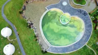 Mishu Shiye Mountain House Hot Spring Resort Hotels in Chongyi County