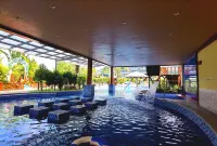 Royal Hot Spring Theme Inn - Hot Springs
