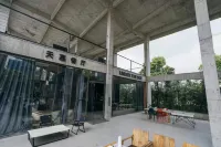 Camp House - balcón