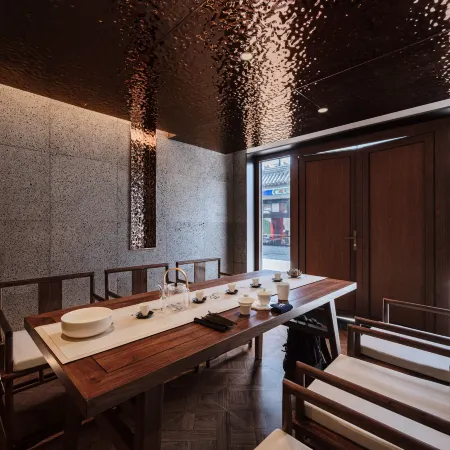 Hefengjingli Courtyard Hotel (Houhai Jishuitan Branch) Отели рядом с достопримечательностью «Станция метро Pinganli»