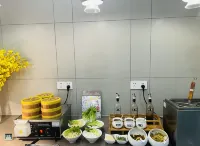 Homeinn Selected Hotel (Gong'an Yasi Plaza) - servizio colazione