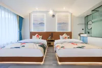 Silent bed and breakfast in Lugu Lake