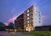 Encounter the Yulong River 옥룡강(위룽강) 래프팅 주변 호텔