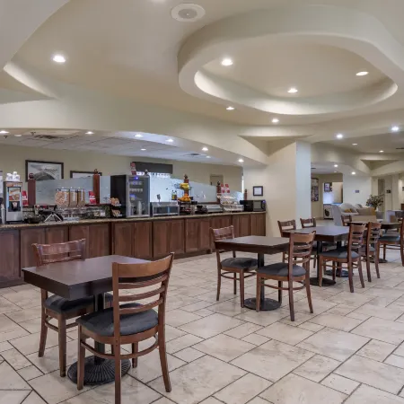 Best Western Plus Monica Royale Inn  Suites