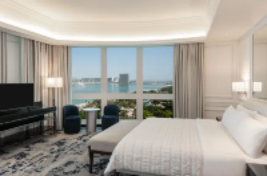 Le Méridien Mina Seyahi Beach Resort & Waterpark