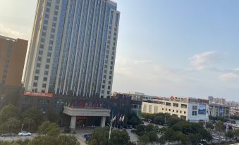 Xinfeng Ximan Xijiang Hotel