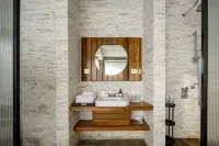 Caotu Hot Spring Architectural Hotel (Tonglu Branch)
