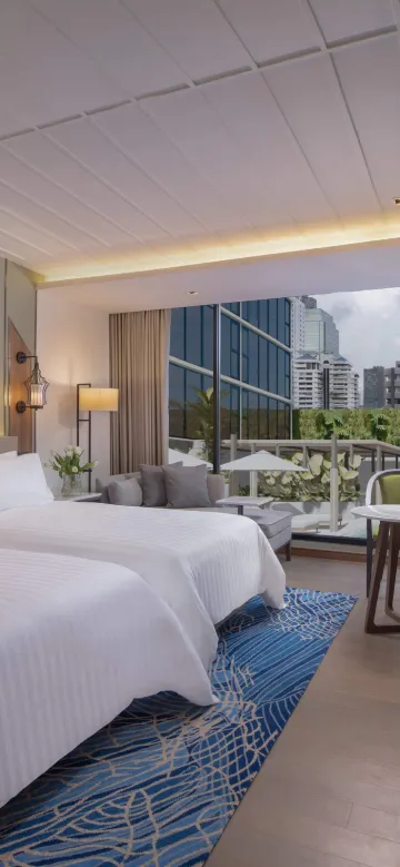 ห้องพรีเ​​มียร์พร้อมวิวสระว่ายน้ำ