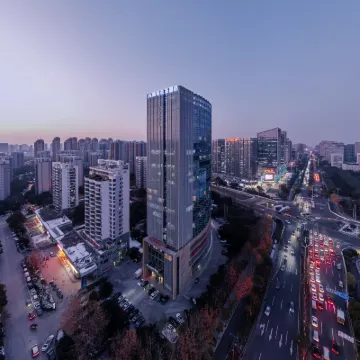 麗斯未來酒店（政務區天鵝湖萬達店） 鄰近天鵝湖的酒店