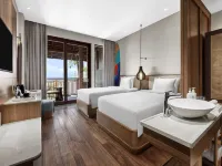 هوليداي إن ريزورت بالي كانج  باي آيتش جي Hotels near شاطئ إيكو