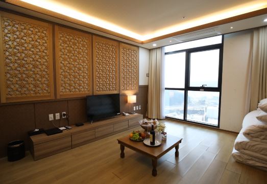 베니키아 호텔 서산