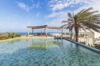 May Coastal Bed and Breakfast in Naozhou, Zhanjiang - Pools