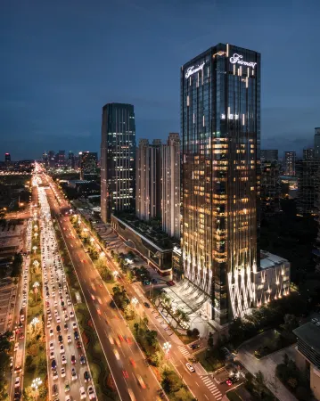 Fairmont Chengdu Отели рядом со станцией Shuangliu Railway Station
