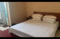 Dongxing Hotel