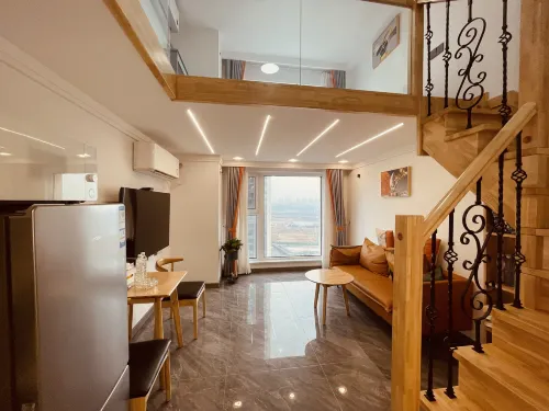 Baisui Fish Sea View Loft Homestay - غرفة مطلة على الجبل
