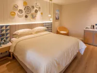 O.Live Social (Guilin Elephant Trunk Hill Two Rivers and Four Lakes Store) Hotel in zona Guilin College of Administration