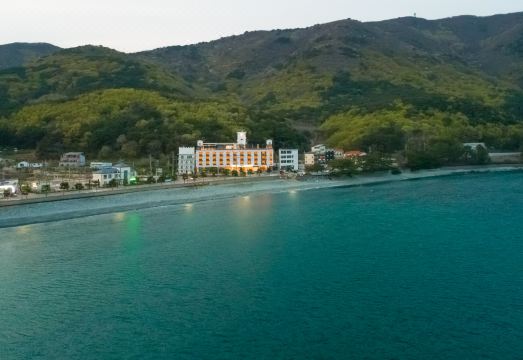 스터번호텔 루프탑 전경