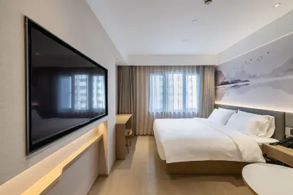 Yiting Hotel (Lujiazui Century Avenue Subway Station Branch)