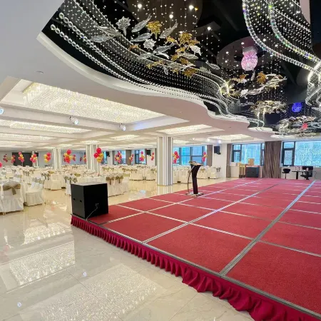 Yangzhong Zhongtian Hotel