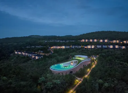 TONINO LAMBORGHINI RESORT YIXING Отели в г. Исин