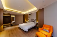 Funan Longfu Hotel