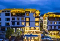 Qianhuan·evelyn·Wangshan Light Luxury Pool Homestay (Libo Xiaoqikong East Gate) - Uima-altaat