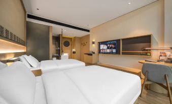 Shuifu Tongluo Resort Hotel (Tongluoba National Forest Park Branch)