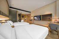 Shuifu Tongluo Resort Hotel (Tongluoba National Forest Park Branch) Hotels in Shuifu