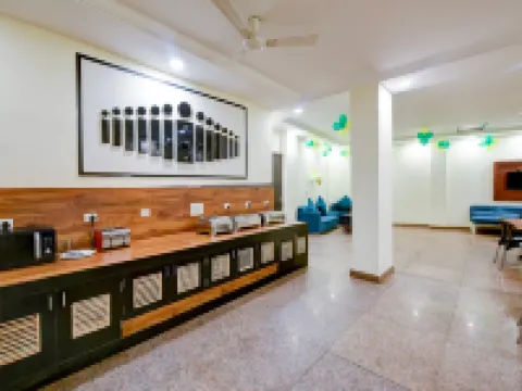 Hotel Edission View --Near Delhi Airport Hotel di New Delhi