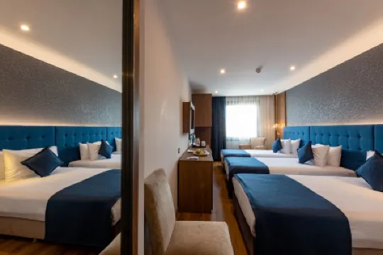 Nova Plaza Crystal Hotel & Spa