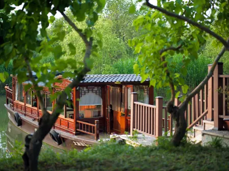 Changxing Anadu Tuying Manor · Mosang Homestay Отели рядом с достопримечательностью «Imperial Palace of Emperor Chenwu»