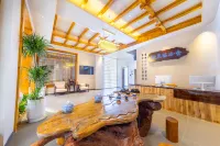 Light haze sparse rain house homestay Hotel di Zhenyuan