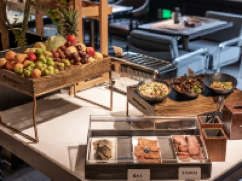 โรงแรมอินเตอร์เนชั่นแนล จีโอสเปเชียล เทรเชอร์ เต๋อชิง (เมืองหยินไถ) โรงแรมในเต๋อชิง