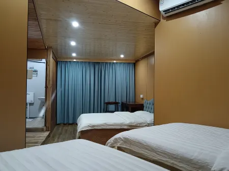 White ocean saddle farm joy Отели рядом с достопримечательностью «Yuanyangxi»