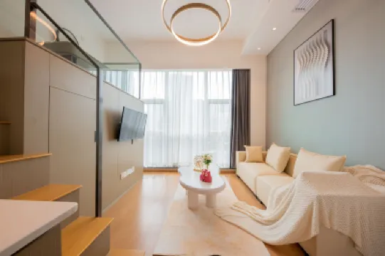 อพาร์ทเมนต์ผู้บริหารซิลตัน (สวนเด็กหลงกัง สถานีรถไฟใต้ดินเอล์มพาร์ค) โรงแรมใกล้สวนอินแขวนเหมิน