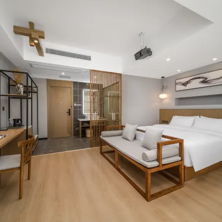 Yijian Hotel (Guilin South Railway Station Nanxi Mountain Park Branch)