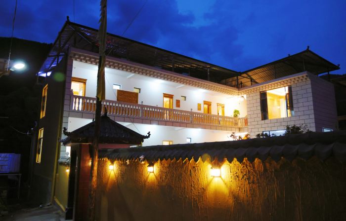 Nuoyangcang Homestay