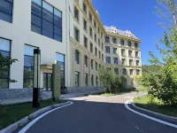Fuping Mingshe Hotel - Bergblick