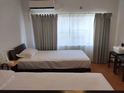 Guesthouse Atelier Ten Hotel di Higashinari Ward