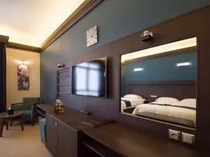 Eskan Alvand Hotel Tehran