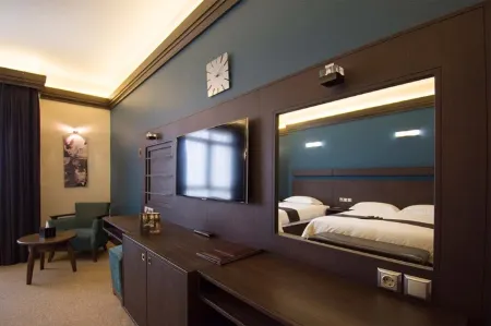 Eskan Alvand Hotel Tehran Отели рядом с достопримечательностью «Тегеранский Университет»