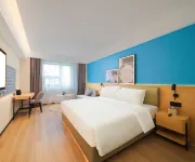 LongWei Hotel (Chengdu University Games Sports Center Longwei Building) Hotel in zona Acupuncture School Longquan Campus， Teaching Hospital of Chengdu University of TCM (Northeast Gate)