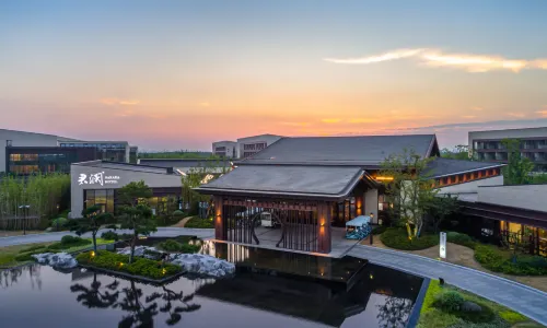 Suzhou Yangcheng Lake Guoshou Narada Resort Hotel