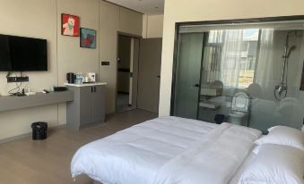 Yunqi Hotel